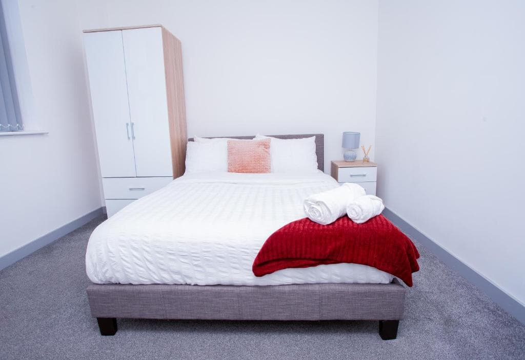 Cosy Executive City Apartment 2 Image 1