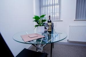 Cosy Executive City Apartment 2 Image 3