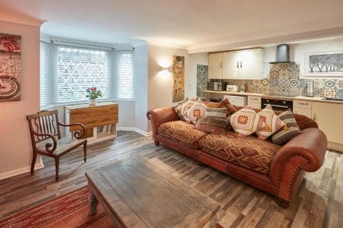Host & Stay - The Milton Image 5