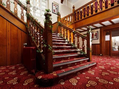 Mercure Leeds Parkway Hotel Image 1