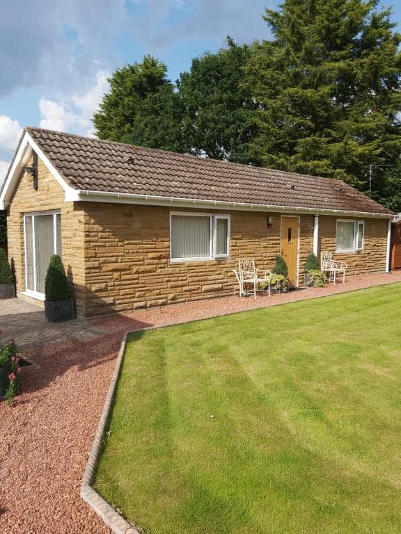 Oaktree Lodge Image 2