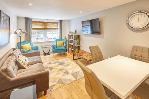 Host & Stay - Mowbray Apartment Image 1