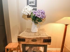 1 Stansfield Mews Image 3