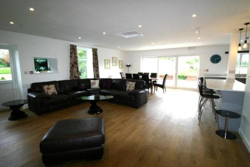 Garden House Image 1