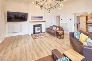 Host & Stay - Sandside Beach House Image 5