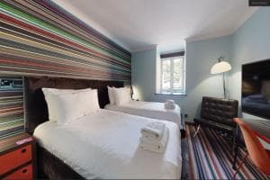Village Hotel Leeds North Image 3