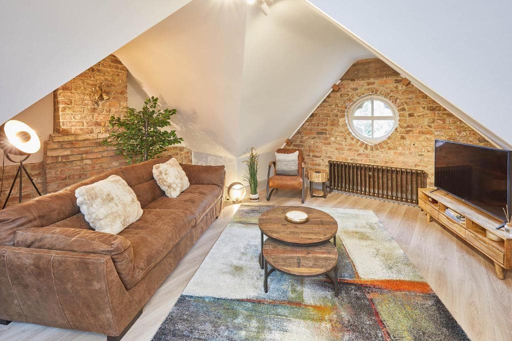 Host & Stay - 9 Highfield House Image 3