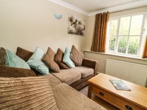 50 Holgate Road Image 2