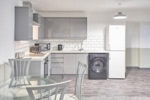 Host & Stay - Clarendon Apartments Image 6