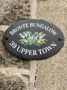 Bronte Bungalow - Opposite a Country Pub Image 2