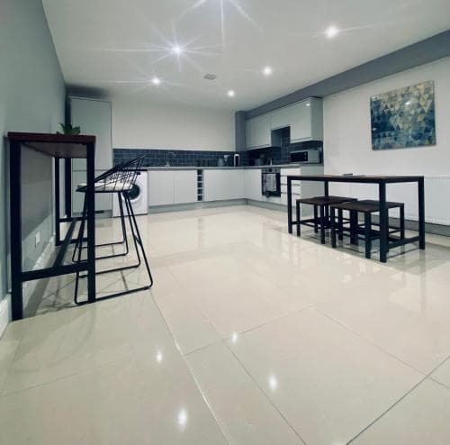 Seaview Luxury Apartments Image 2