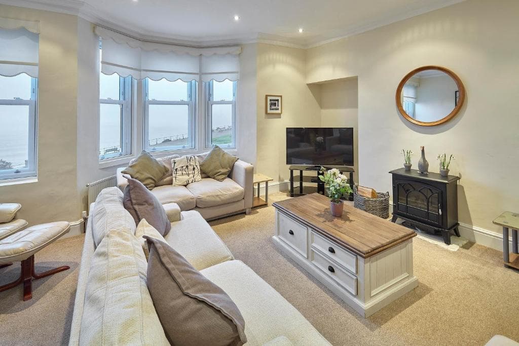 Host & Stay - Queenscliffe Image 3