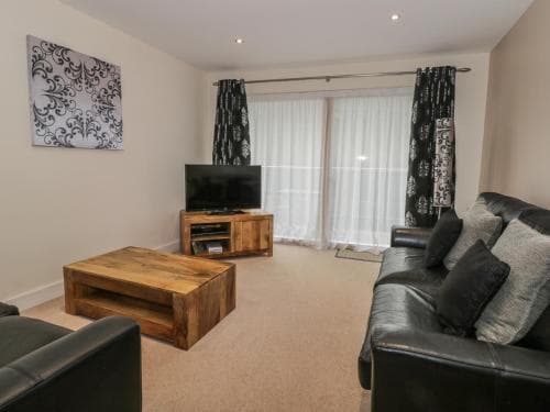 Scarborough Apartments - Two Bed (2), Scarborough Image 7