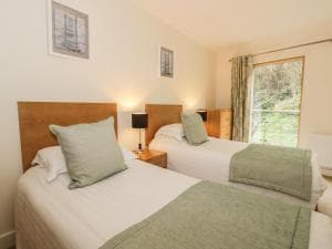 Scarborough Apartments - Two Bed (2), Scarborough Image 2