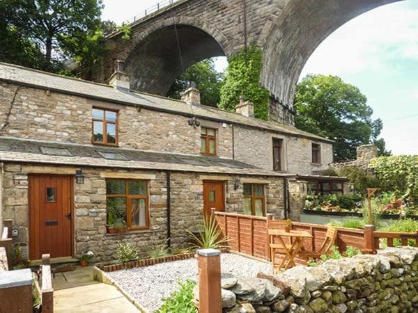 Greta Cottage Image 1
