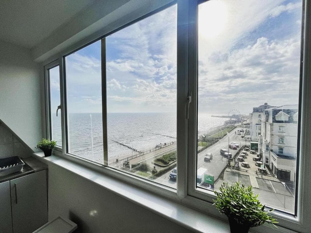 Oceana Holiday Apartments Image 2