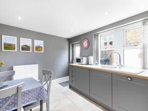 Riverstone Cottage Image 3