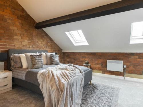 Luxury 4 bedroom apartment Image 2