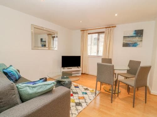 42 Tannery Mews Image 2