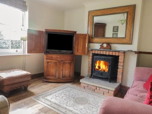 Acorn Cottage Image 8