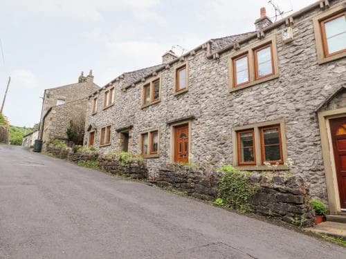 Top House Image 3