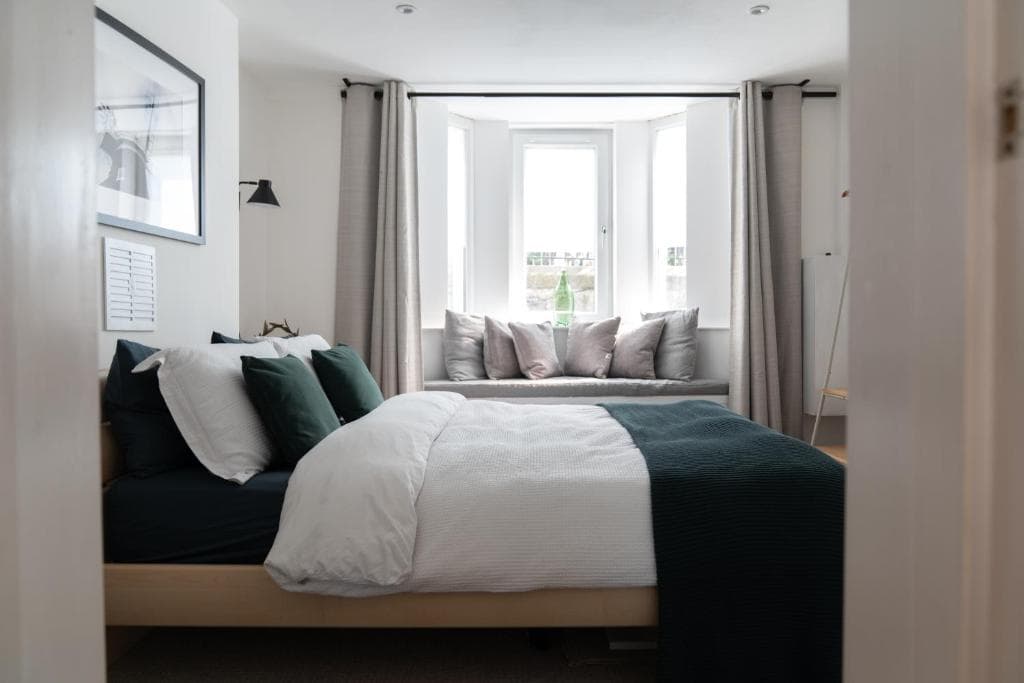 Bower Apartment Image 1