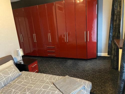St Pauls Rd - Townhouse Accommodation Image 3