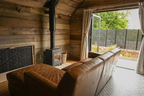 Foxes Den Image 3