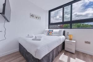 Modern and Bright Studio in Central Sheffield Image 2