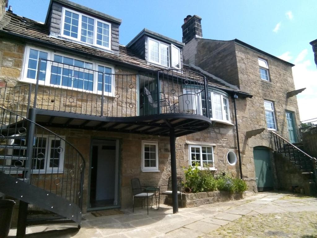 Rivulet Cottage Image 1