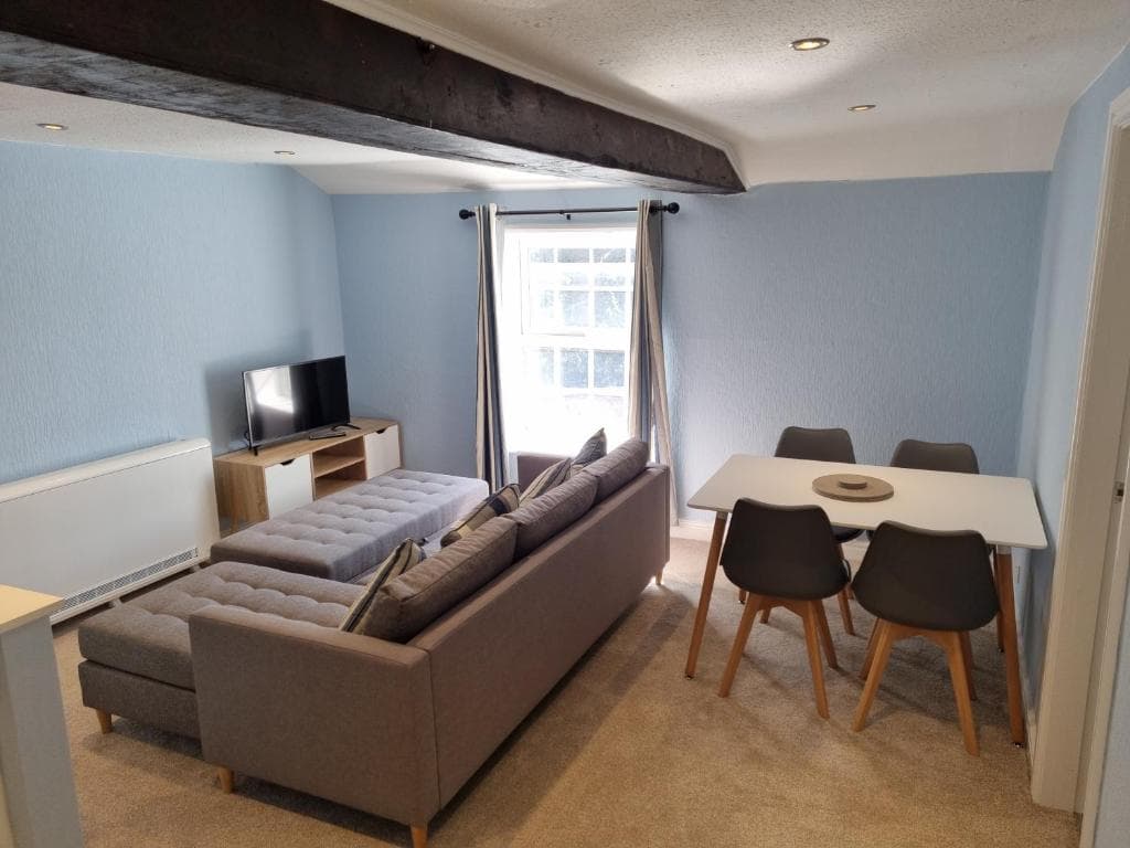 Gorgeous 1 Bed Apartment in Wetwang Image 1