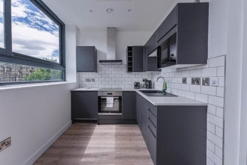 Charming Studio Apartment in Central Sheffield Image 3