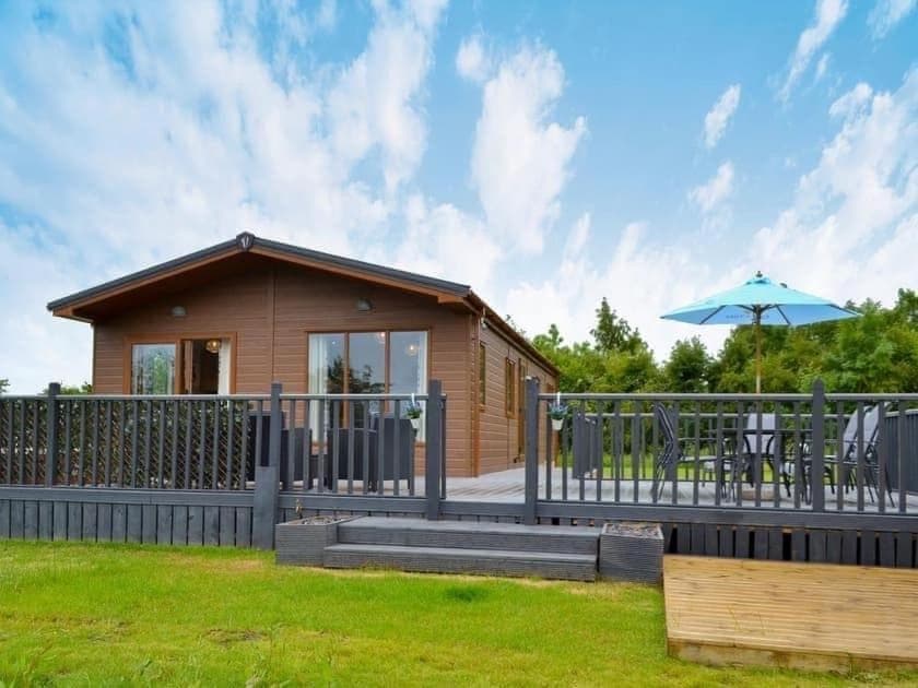 Hidden Gem Lodge with Hot Tub Image 1