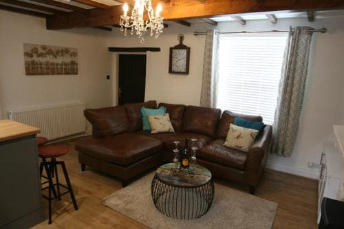 Daisy Cottage Image 3