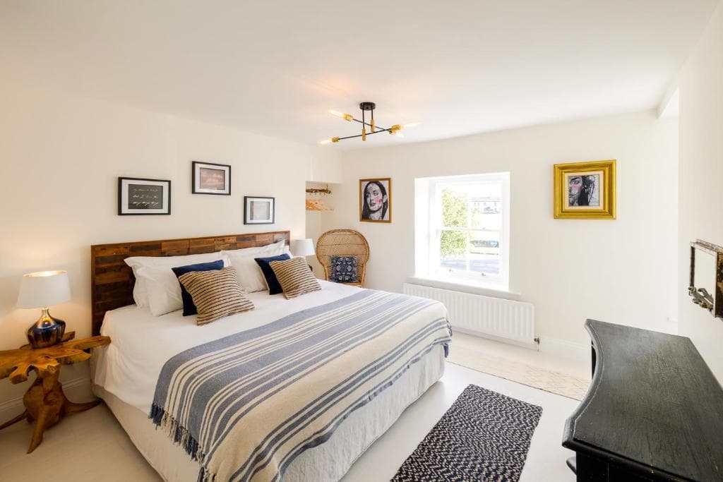 Host & Stay - Virginia House Image 1