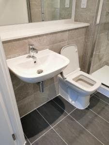 Fantastic 1 Bedroom Apartment Leeds Image 1