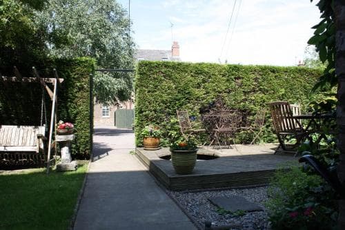 Holmwood House Guest Accommodation Image 3