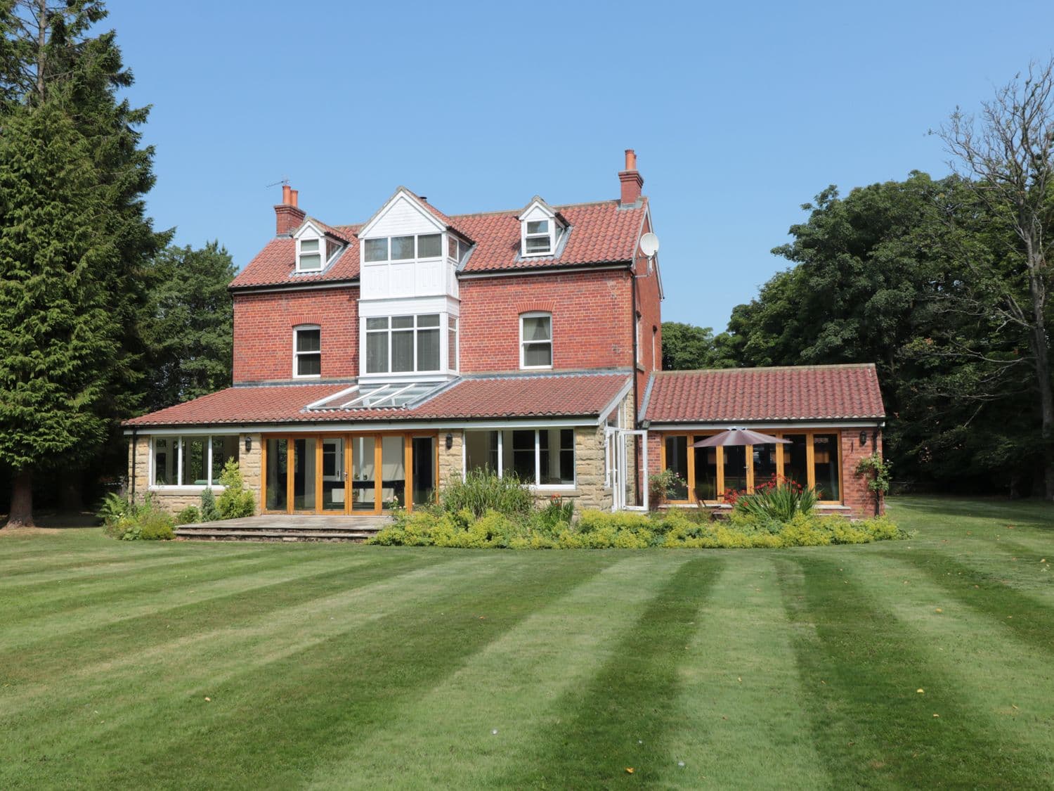 Thwaitefield Image 1