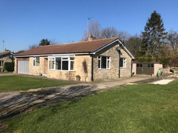 3 bed Detached Bungalow to rent in rotherham
