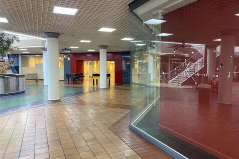 Office to rent in wakefield
