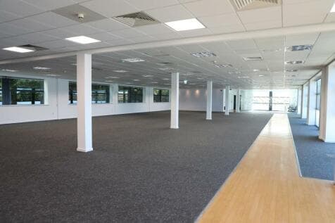 Office to rent Image 2
