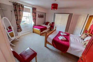 The Royal Oak Hotel