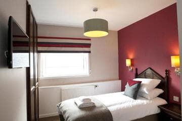 Accommodation at The Crown Inn in stornoway airport