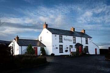 Accommodation at Ballyrobin Hotel in belfast international airport