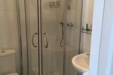 Accommodation at Balmoral Hotel in bournemouth airport