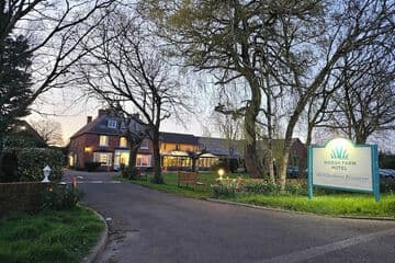 Accommodation at Marsh Farm Hotel in mod lyneham