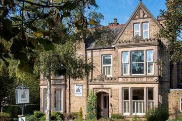 Accommodation at Ascot House Hotel in knaresborough