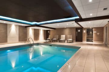 Accommodation at Radisson Blu Hotel Edinburgh City Centre in edinburgh airport