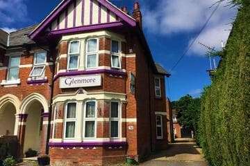 Accommodation at Glenmore Guesthouse in southampton airport
