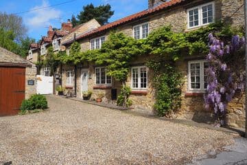 Accommodation at Tillers Cottage in allerston